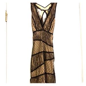 💄little black dress